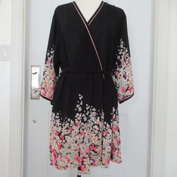 OSCAR DE LA RENTA PINK LABEL VINTAGE BELTED FLORAL ROBE Size Small Black Multi - Picture 2 of 8